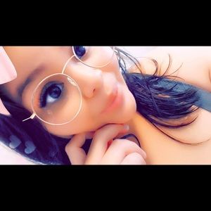 Meet your Posher, Ingrid